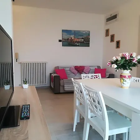 Casa Vacanze Deluxe Sofia, 4 E 6 Posti