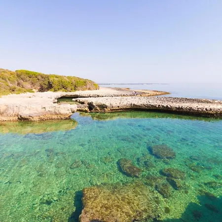 Casa Vacanze Deluxe Sofia, 4 E 6 Posti Otranto