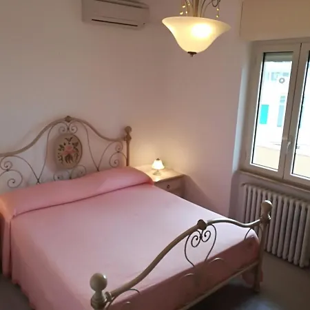 Vakantiehuis Casa Vacanze Deluxe Sofia, 4 E 6 Posti Otranto