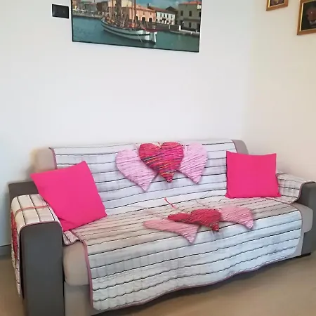 Casa Vacanze Deluxe Sofia, 4 E 6 Posti Vakantiehuis