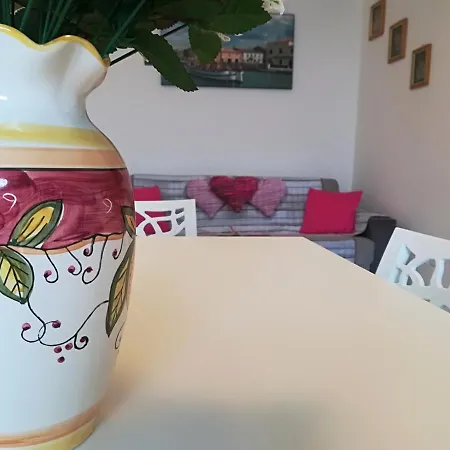 Casa Vacanze Deluxe Sofia, 4 E 6 Posti Vakantiehuis